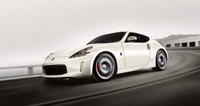 نیسان 370Z