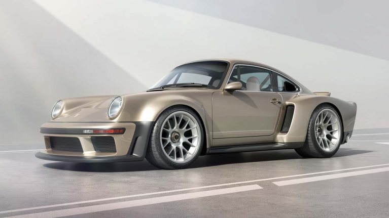 این تصویر دارای صفت خالی alt است؛ نام پروندهٔ آن porsche-911-964-dynamics-lightweighting-study-road-focused-by-singer-1-767x431.jpg است