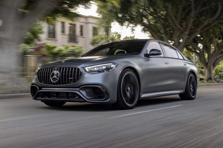 رانندگی با مرسدس S63 AMG E Performance، سوپرسدان هیبریدی با 800 اسب بخار قدرت