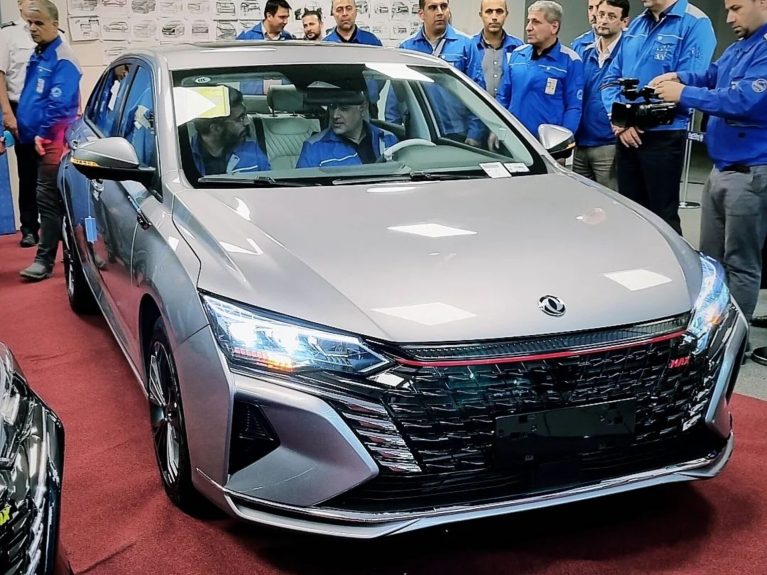 دانگ فنگ شاین مکس ایران خودرو رونمایی شد