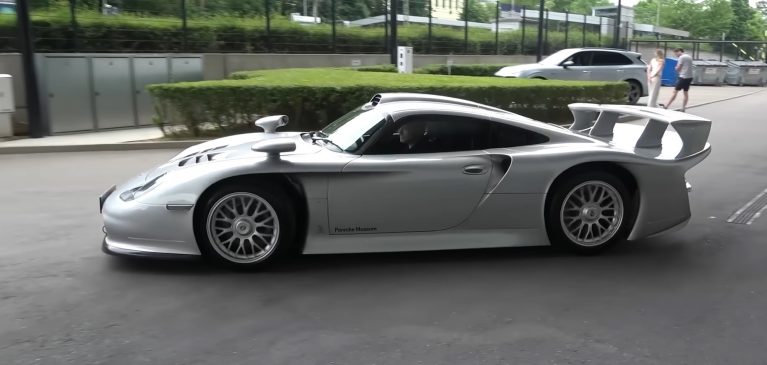 پورشه 911 GT1