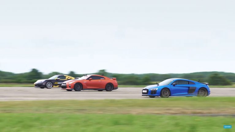 مسابقه نیسان GT-R، پورشه 911 و آئودی R8