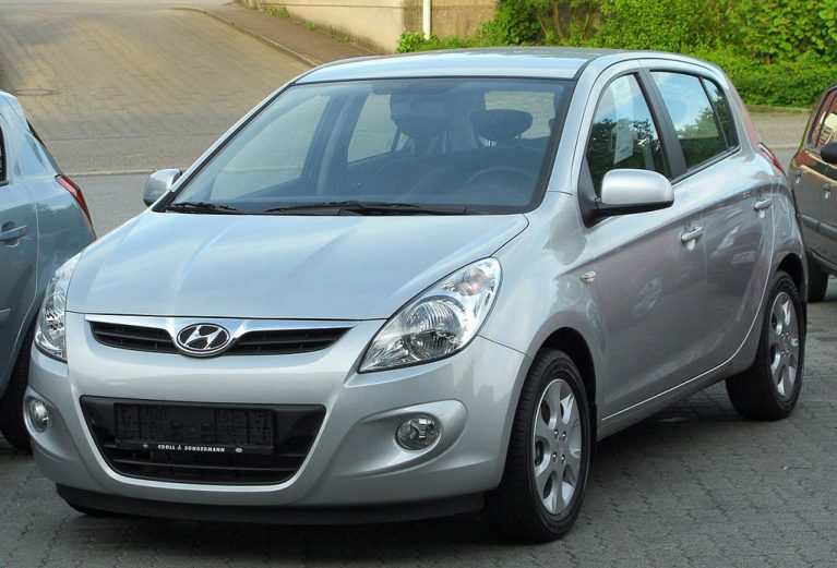 Hyundai_i20_2010