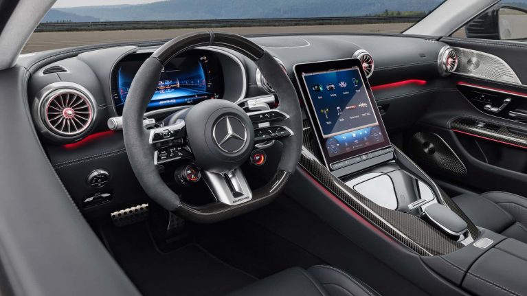 مرسدس AMG GT نسل دوم کابین