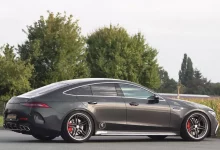 نمای جانبی مرسدس AMG GT چهار درب ماریانی