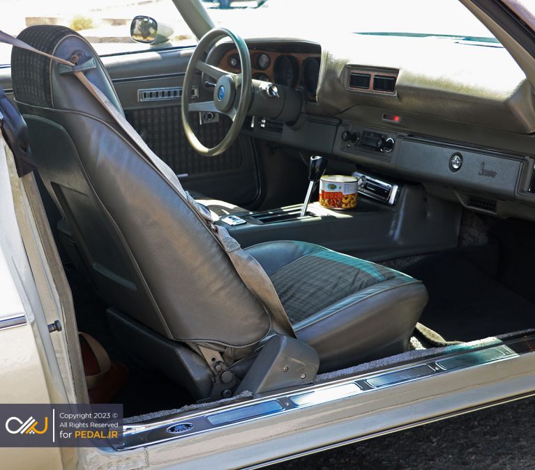 داخل کابین شورولت کامارو Type LT مدل 1975