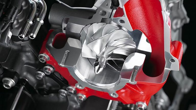 چرا کاوازاکی نینجا H2R جذاب‌ترین ابر موتورسیکلت دنیاست؟