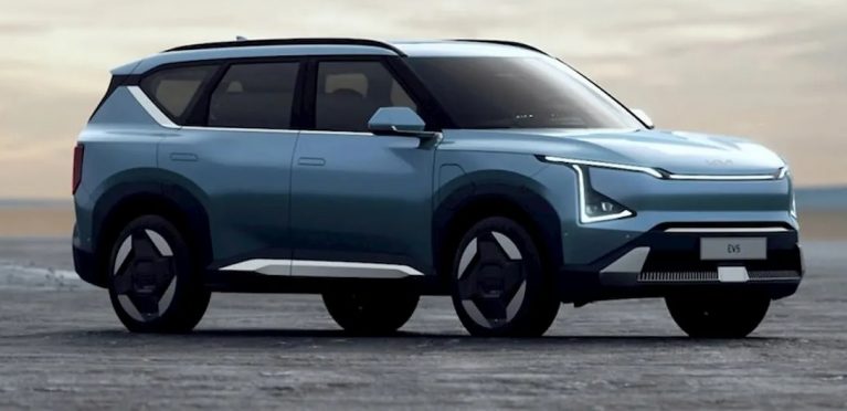کیا EV5 برقی کوشا خودرو نمای اصلی