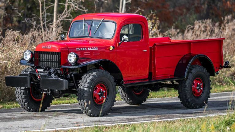 نگاهی به دوج پاور واگن، اولین پیکاپ آفرود جهان
