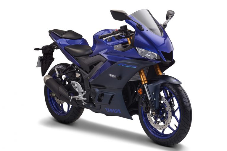 یاماها R25