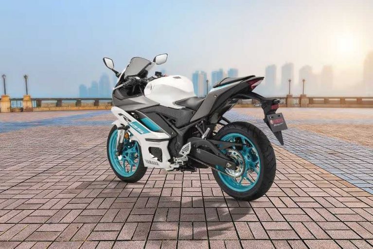 یاماها R25