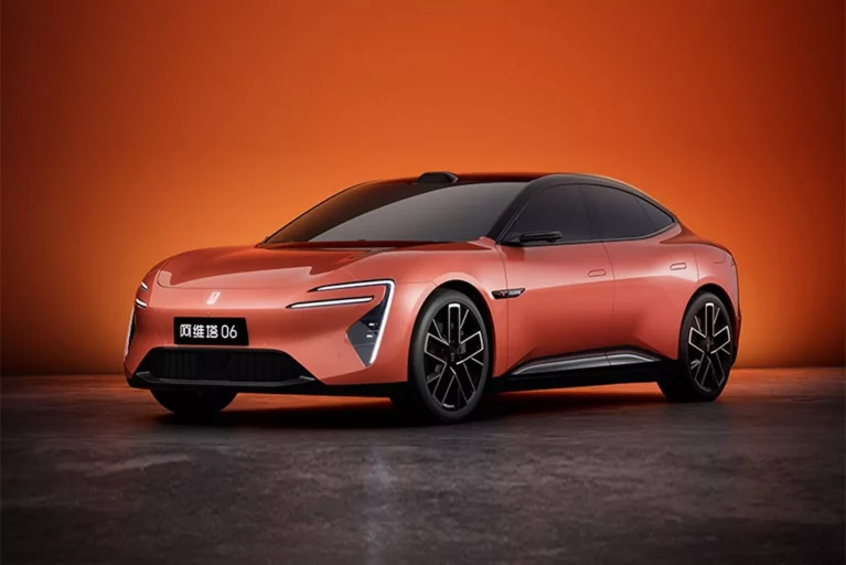 آواتر 06، سدان لوکس رقیب تسلا با قیمت وسوسه‌انگیز رونمایی شد