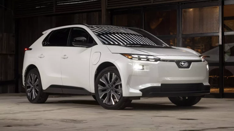 معرفی سوبارو سولترا 2026 نسخهای زیباتر از تویوتا bZ4X