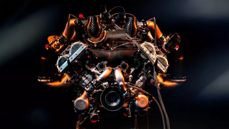 معرفی قوی ترین موتور 12 سیلندر جهان در سال 2025؛ زنوو V12