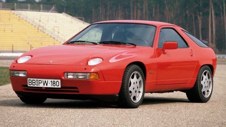 نگاهی به پورشه 928، خودرویی که قرار بود جایگزین 911 شود