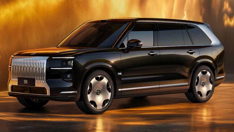 معرفی شاسی‌بلند پرچم‌دار زیکر 9X ترکیبی از رولزرویس و میباخ!