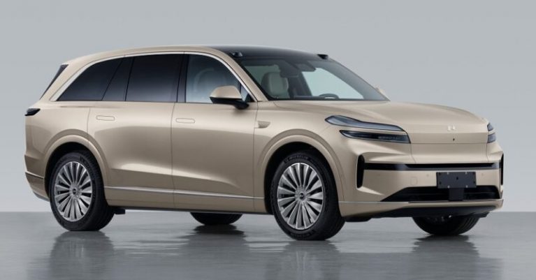 نیو L90؛ شاسی‌بلند برقی سه‌ردیفه با 590 اسب بخار و قابلیت تعویض باطری