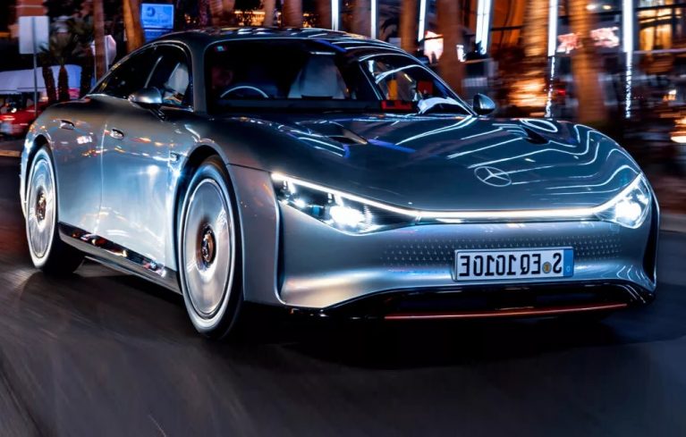 فناوری رنگ خورشیدی مرسدس بنز؛ شارژ باتری از بدنه!