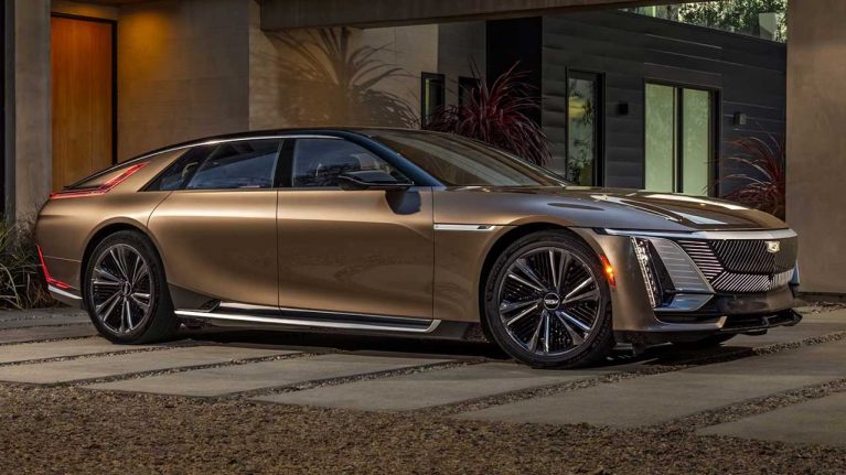 اولین رانندگی با کادیلاک سلستیک، بازگشت دوباره استاندارد جهان؟