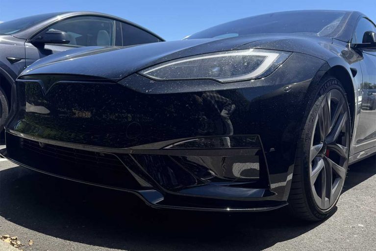 آزمایش تسلا مدل S پلد در نوربرگ‌رینگ با به‌روزرسانی‌های جزئی