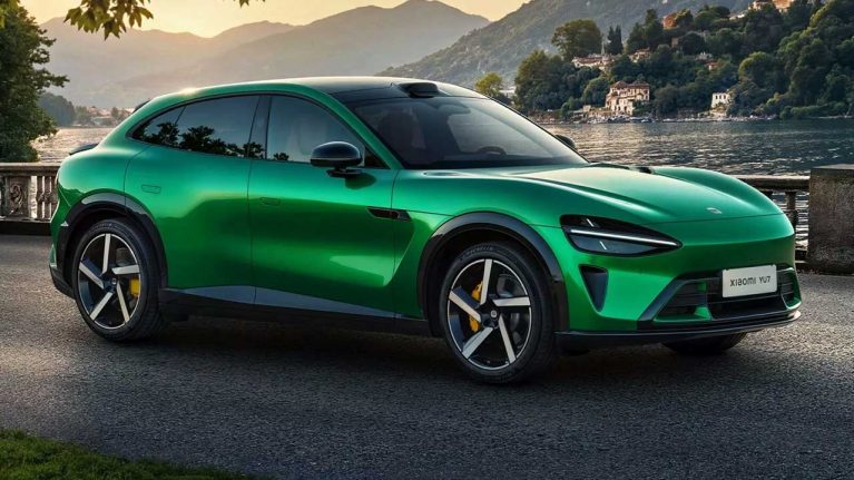 معرفی شاسی‌بلند شیائومی YU7 با 680 اسب بخار و توان پیمایش 835 کیلومتر