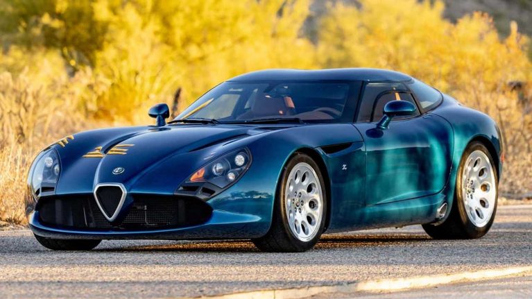 آلفارومئو TZ3 استراداله، سوپراسپرت کمیاب ایتالیایی با طراحی زاگاتو و پیشرانه وایپر