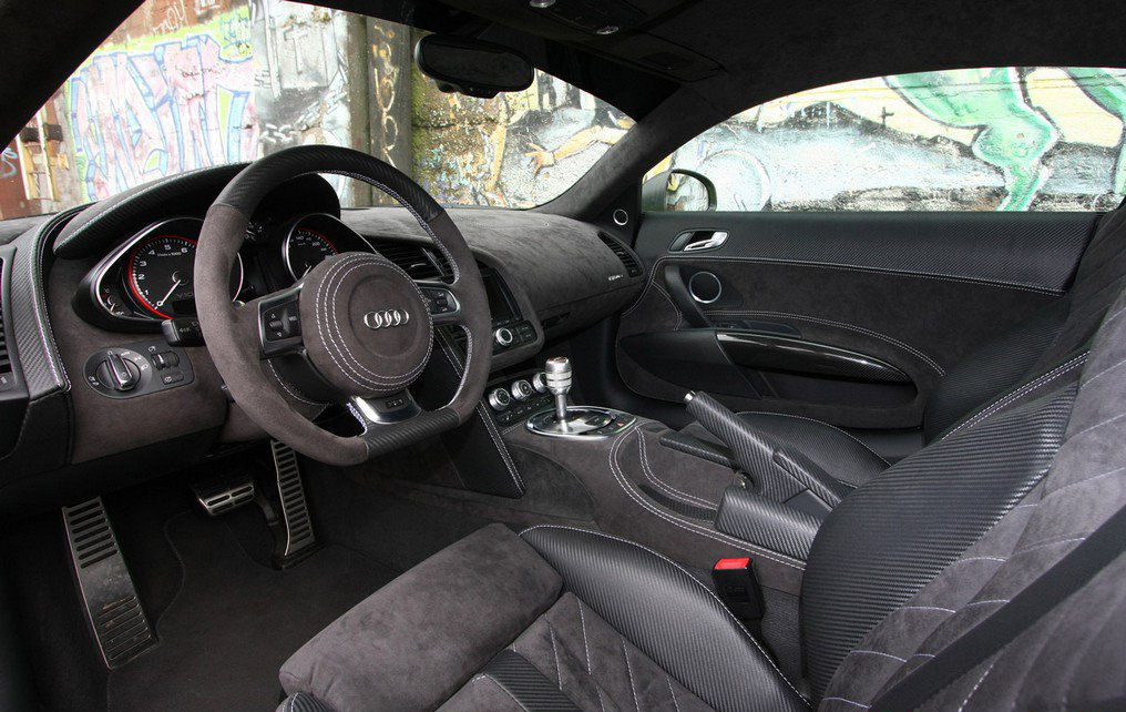 Audi-R8-V10-X-Performance