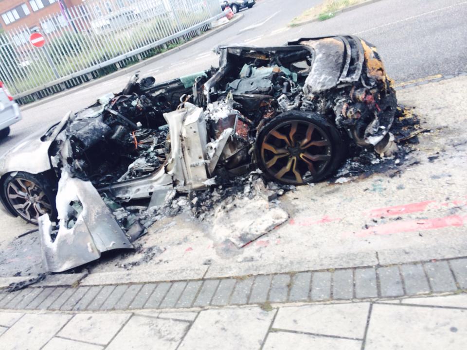 Audi R8 V10 destroyed by fire in London