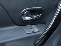 Dacia Logan 10th Anniversary Edition handle