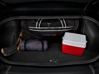 Dodge-Challenger_2015_Trunk