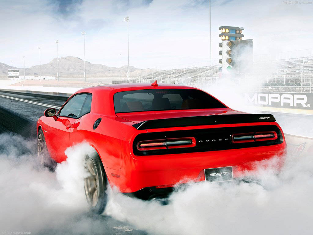 Dodge Challenger SRT Hellcat 2015