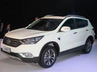 Dongfeng Fengshen AX7