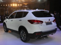 Dongfeng Fengshen AX7