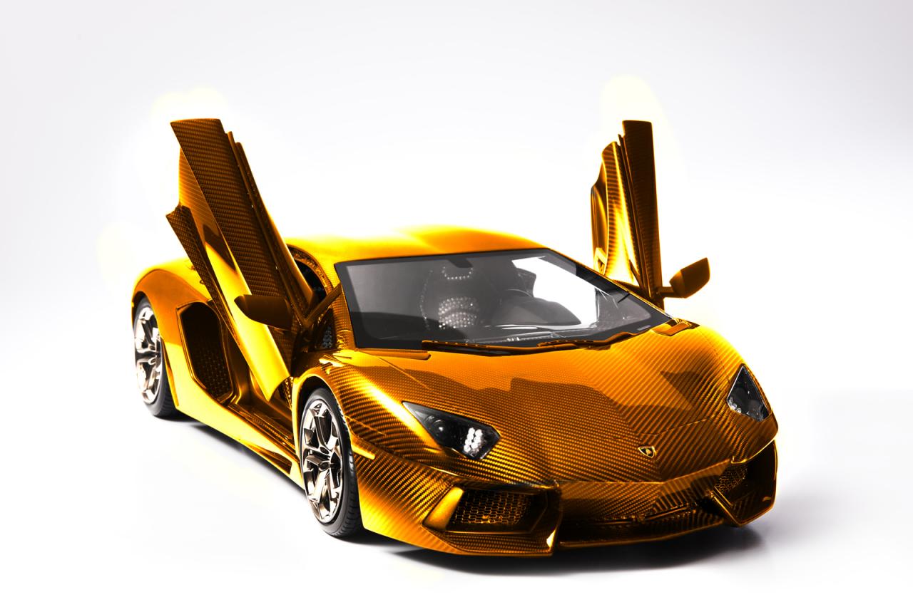 Gold Lamborghini Aventador LP700 Model