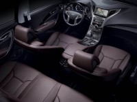 Hyundai-Grandeur-Busan-interior-cabin