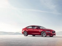 Jaguar XE 2016