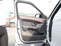 LandWind X7 Interior