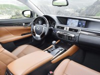 Lexus GS 300h Interior