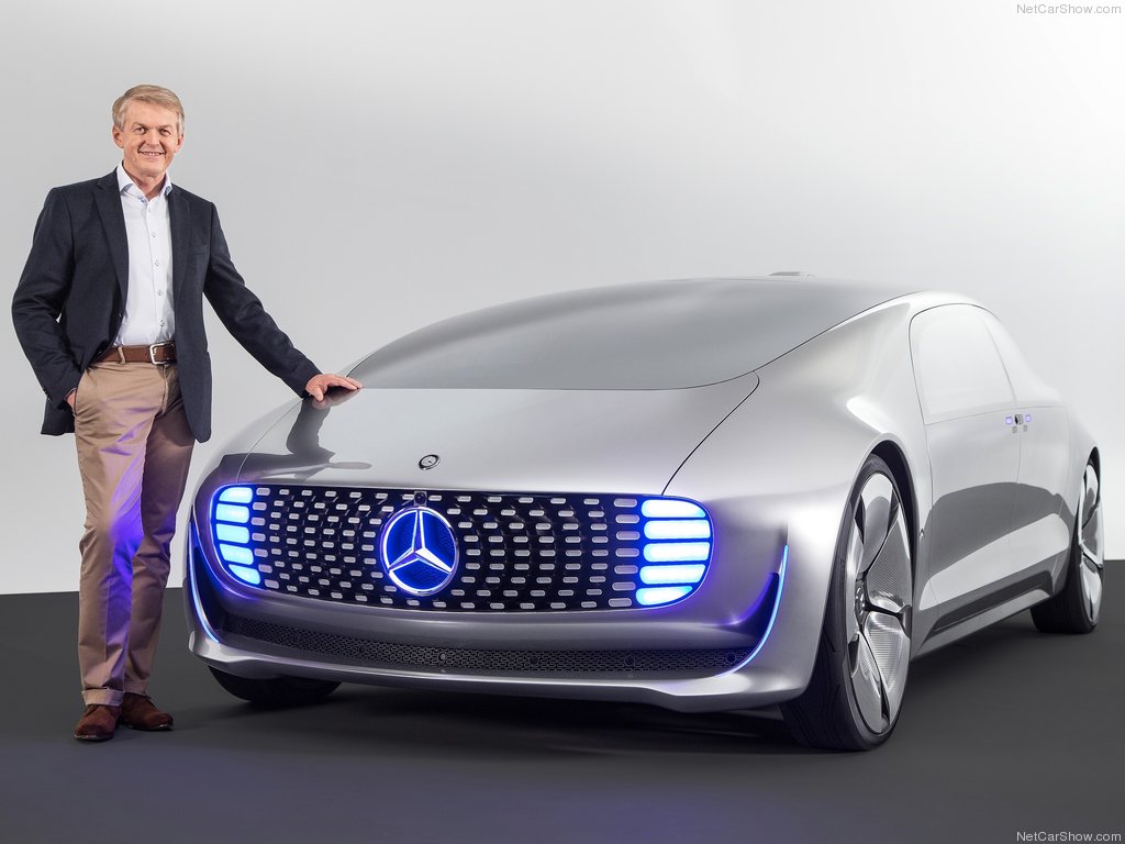 Mercedes-Benz F 015 Luxury in Motion Concept