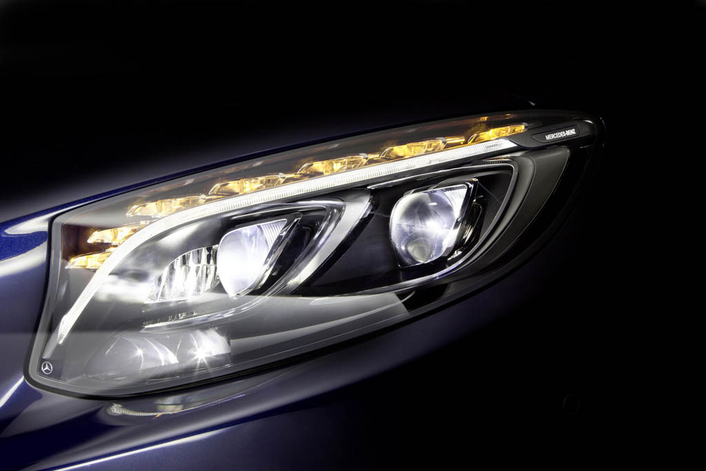Next-generation Mercedes LED headlights