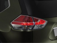 Nissan-X-Trail-tail-lamp
