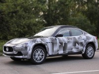 Maserati Levante SUV Spy Shot