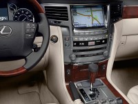 Lexus LX 570 2014 Interior