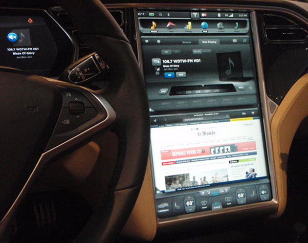 tesla model-s touchscreen